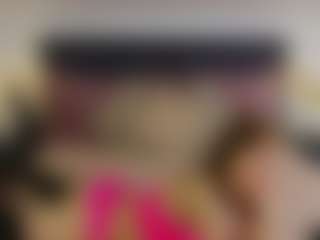 Hailey-Green's Live Sex Cam Show
