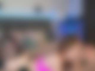 Live cam show with Hailey-Green - Thin on WildCum