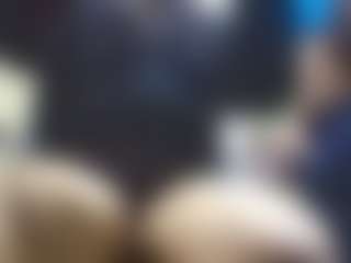 Live cam show with ELECTRA 999 - Thin on StripNow