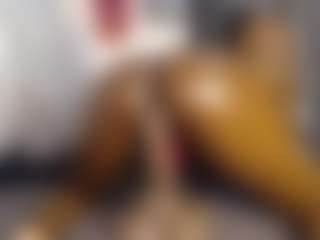 Queen-bree's Live Sex Cam Show