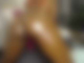 Queen-bree's Live Sex Cam Show