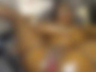 Queen-bree's Live Sex Cam Show