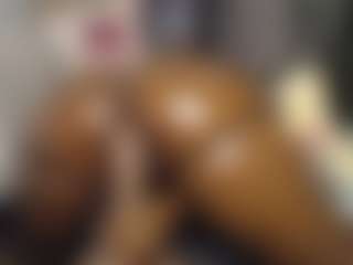 Queen-bree's Live Sex Cam Show