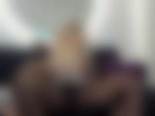 Live cam show with NatiiBigass - Muscle on Camsoda