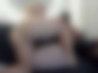 Live cam show with NatiiBigass - Body on fapnchat