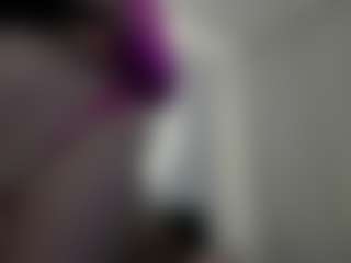 Live cam show with NatiiBigass - Body on Streamer API