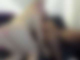 Live cam show with NatiiBigass - Big Clit on AdultVida.com