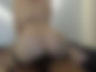 Live cam show with NatiiBigass - Flex on Camversity