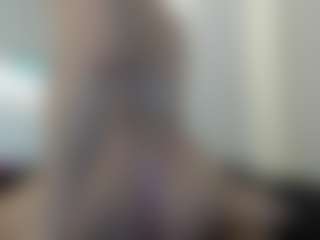 Live cam show with NatiiBigass - Big Clit on Camsoda