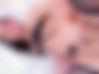 Live cam show with SamiQueen01 - Brown Eyes on Fling VIP Chat