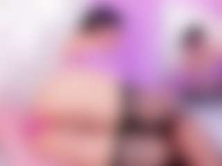 Live cam show with SamiQueen01 - Flat Chested on Stripli.com