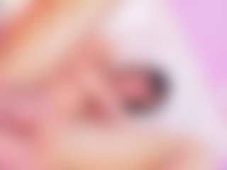 Live cam show with SamiQueen01 - Flat Chested on Mixed Magazine Live
