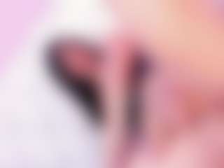 Live cam show with SamiQueen01 - Average on madthumbs
