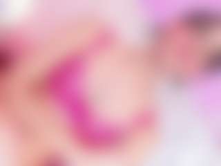 Live cam show with SamiQueen01 - Average on SpankPalCams