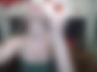 LaraPika's Live Sex Cam Show