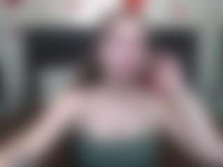 LaraPika's Live Sex Cam Show