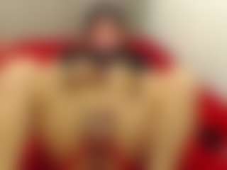 Live cam show with Gorgie-Willyams - Smoking on Camsoda