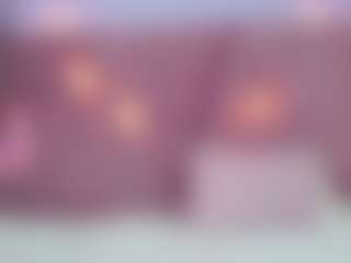 Live cam show with hornybarelylegalgirl - Granny on Camiplay Live