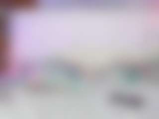 Show live cam dengan hornybarelylegalgirl - Brown Eyes Mature di Camsoda