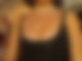 Live cam show with LuxKaroline - Red Hair on infinitiblacc.com