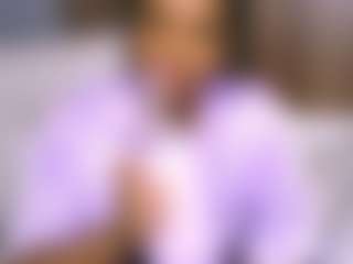 Live cam show with Bustycece - Wet on mypornchat.com