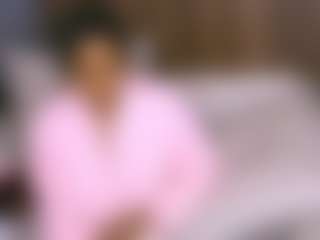 Live cam show with Bustycece - Thick on liverealitysex.com
