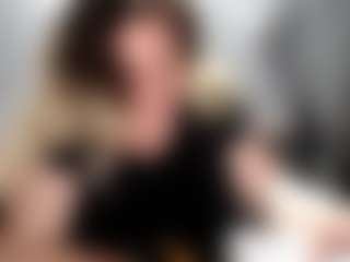 candycream17's Live Sex Cam Show