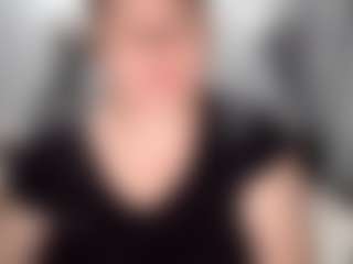 candycream17's Live Sex Cam Show