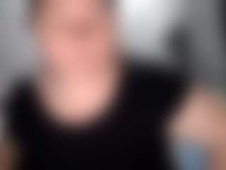 candycream17's Live Sex Cam Show