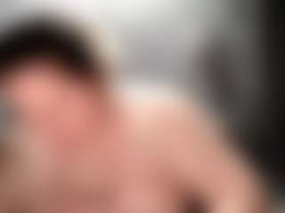 candycream17's Live Sex Cam Show