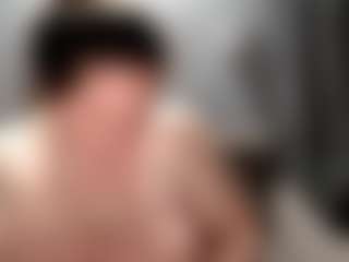 candycream17's Live Sex Cam Show