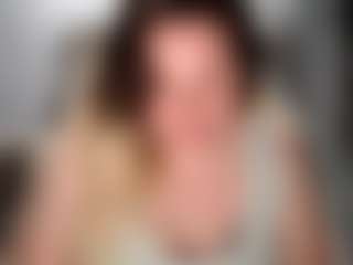 candycream17's Live Sex Cam Show