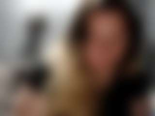 candycream17's Live Sex Cam Show