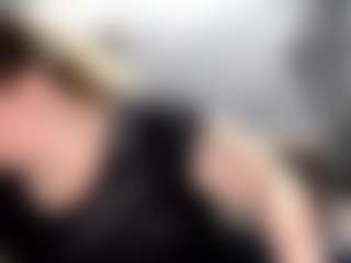 candycream17's Live Sex Cam Show