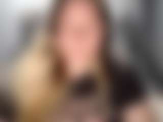 candycream17's Live Sex Cam Show