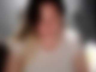 candycream17's Live Sex Cam Show