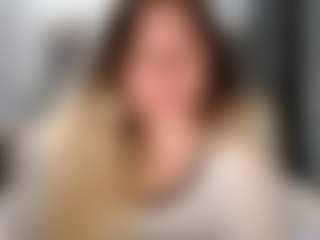 candycream17's Live Sex Cam Show