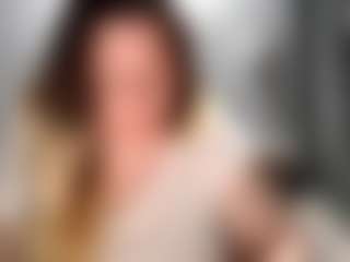 candycream17's Live Sex Cam Show