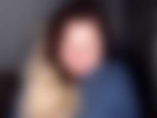 candycream17's Live Sex Cam Show