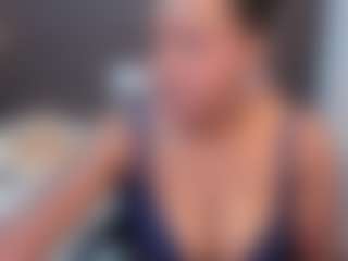 Live cam show with ChannelBrunnette - MILF on Instabang