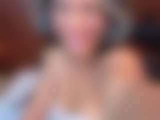 Live cam show with TammyLynn - Drinking on Camsoda