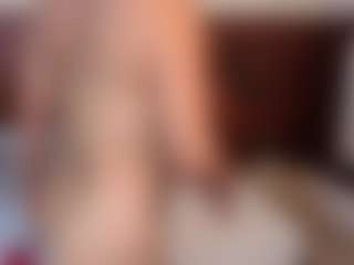 Live cam show with TammyLynn - Brown Eyes Brown Hair on Camsoda