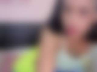 Live cam show with TammyLynn - Normal on Dare Cams