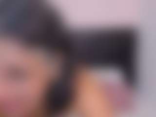Live cam show with TammyLynn - Body Massage on Camsoda