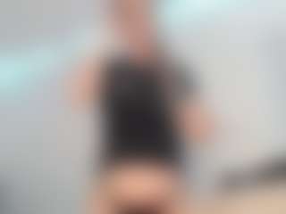 Live cam show with nicoledollts - Gray Eyes on instabang