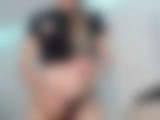 nicoledollts's Live Sex Cam Show