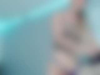 nicoledollts's Live Sex Cam Show