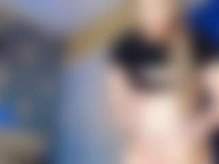 Live-Cam-Show mit nicoledollts - Blue Eyes auf Camsoda