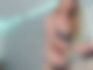nicoledollts's Live Sex Cam Show