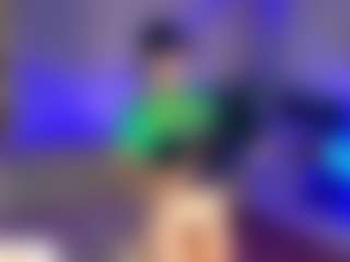 Live cam show with Alahia-Dangelo - Solo on Instabang